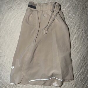 Men’s lululemon athletica Beige shorts